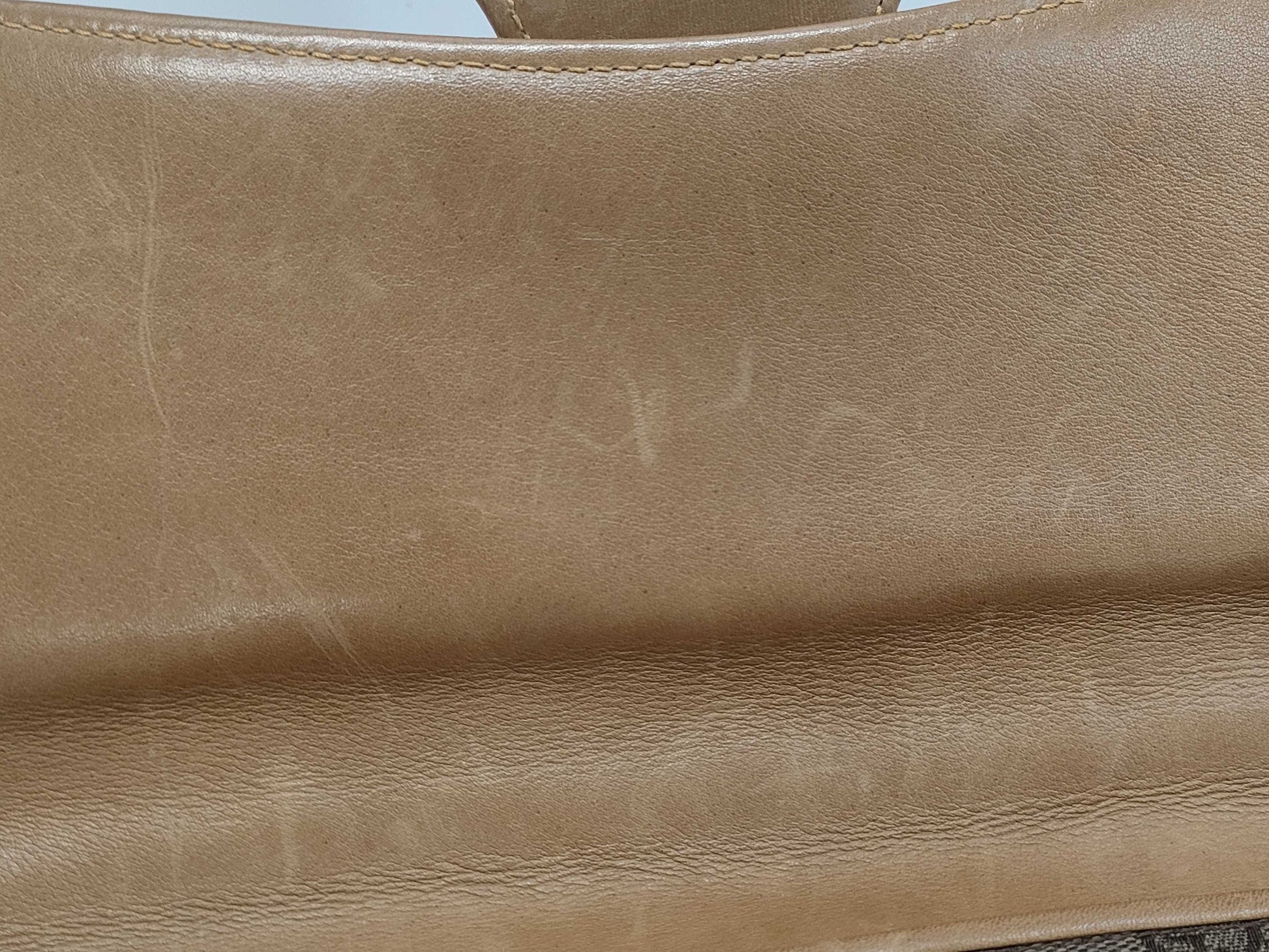 GUCCI Old Chain Shoulder Bag