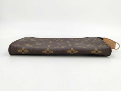 LOUIS VUITTON Monogram Bucket Pouch Pouch