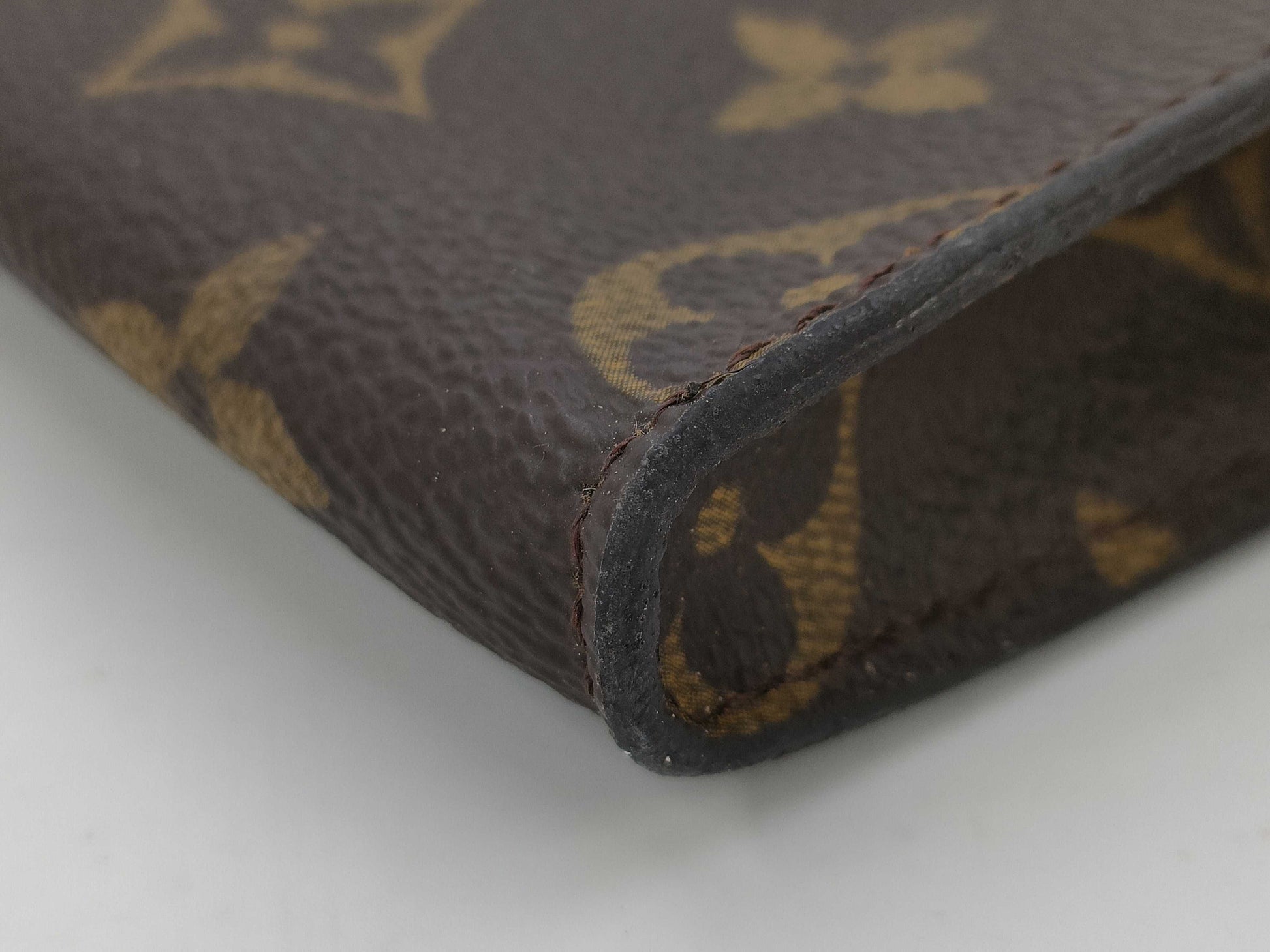 LOUIS VUITTON Monogram Bucket Pouch Pouch