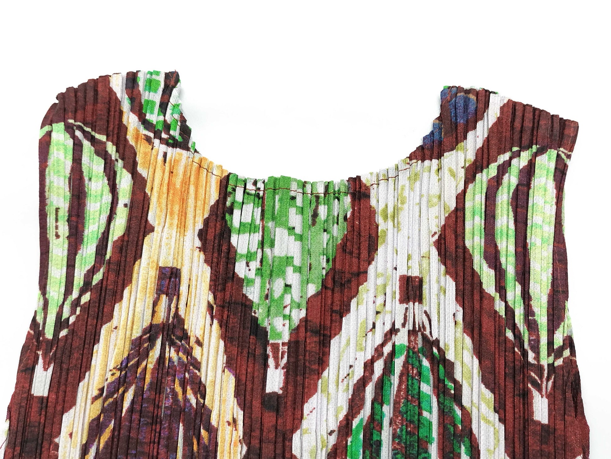 ISSEY MIYAKE Pleats Please Top, Balloon Print