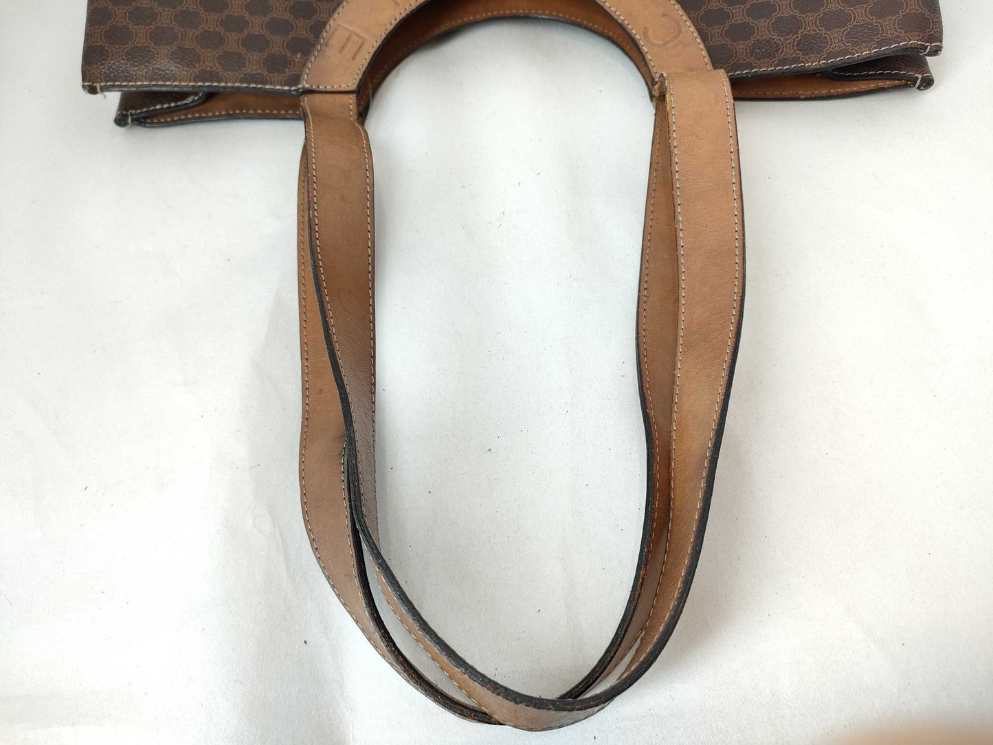 CELINE Circle/Tote/Handbag Tote Bag