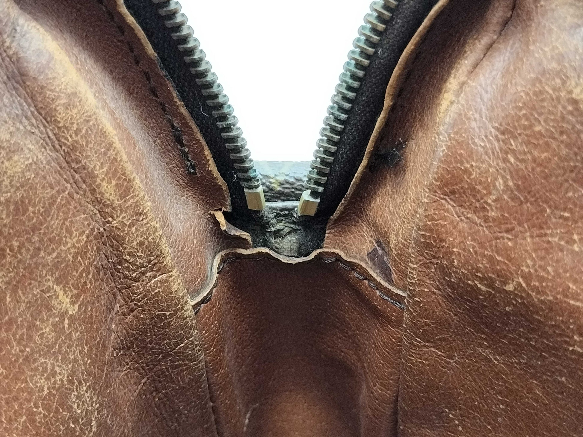 LOUIS VUITTON RFID Unverifiable, Serial Unverifiable, Monogram M40264 Marceau Shoulder Bag