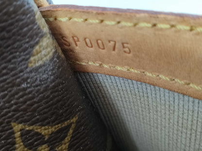 LOUIS VUITTON Monogram M45252 Reporter GM Shoulder Bag with Junk Shoulder Part