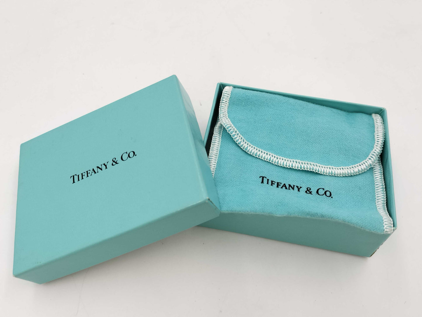 Tiffany & Co. Love Knot Bangle 925*750 Bracelet/Bangle
