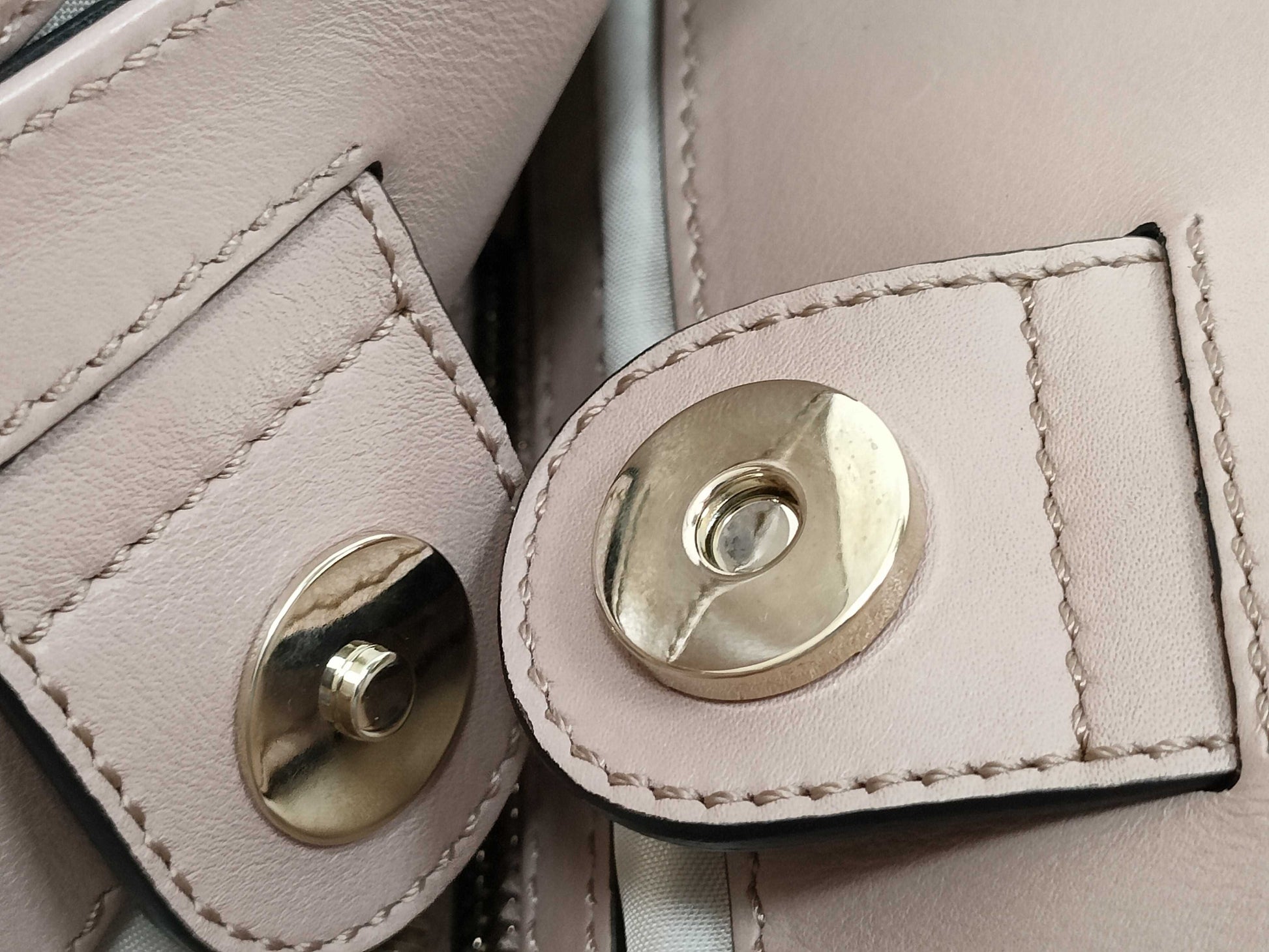 TOD'S Handbag Leather Handbag