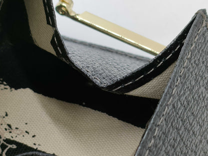  Vivienne Westwood Orb Clasp Wallet