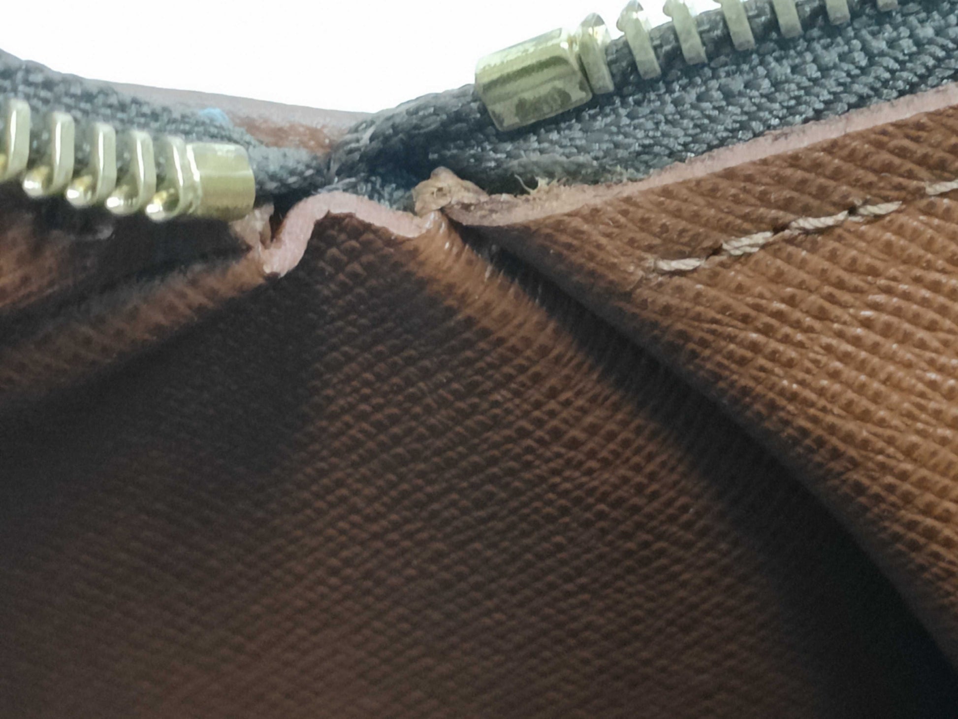 LOUIS VUITTON Monogram Papillon 26 Old Model Handbag