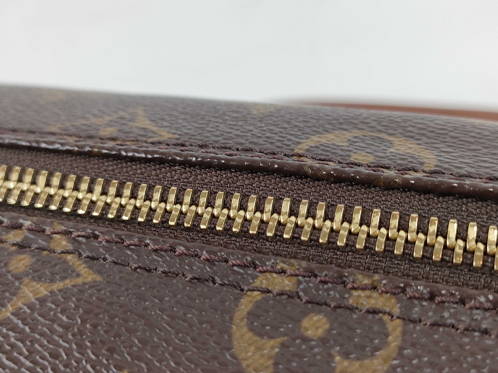 LOUIS VUITTON Monogram Papillon 26 Old Model Handbag