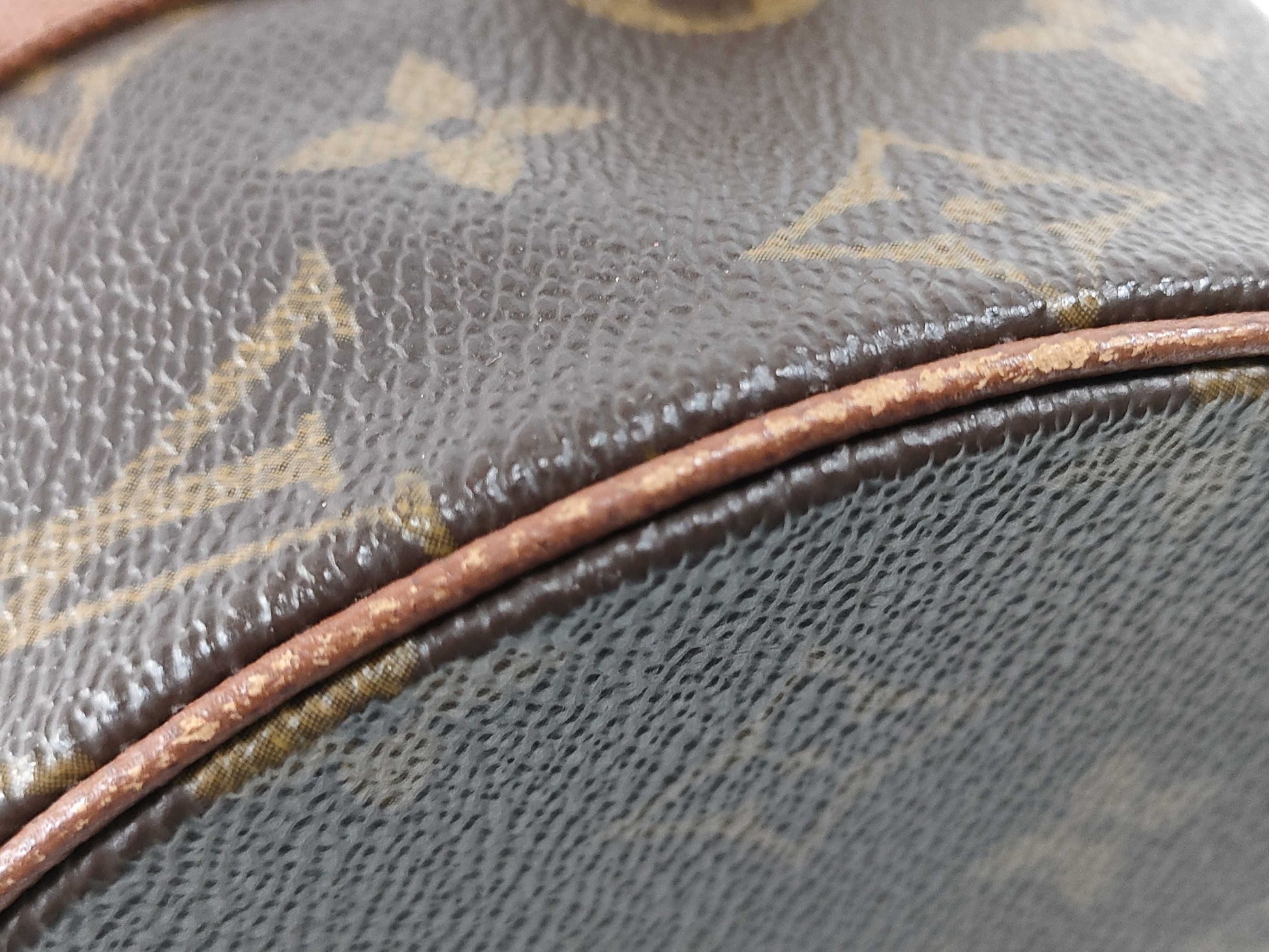 LOUIS VUITTON Monogram Papillon 26 Old Model Handbag