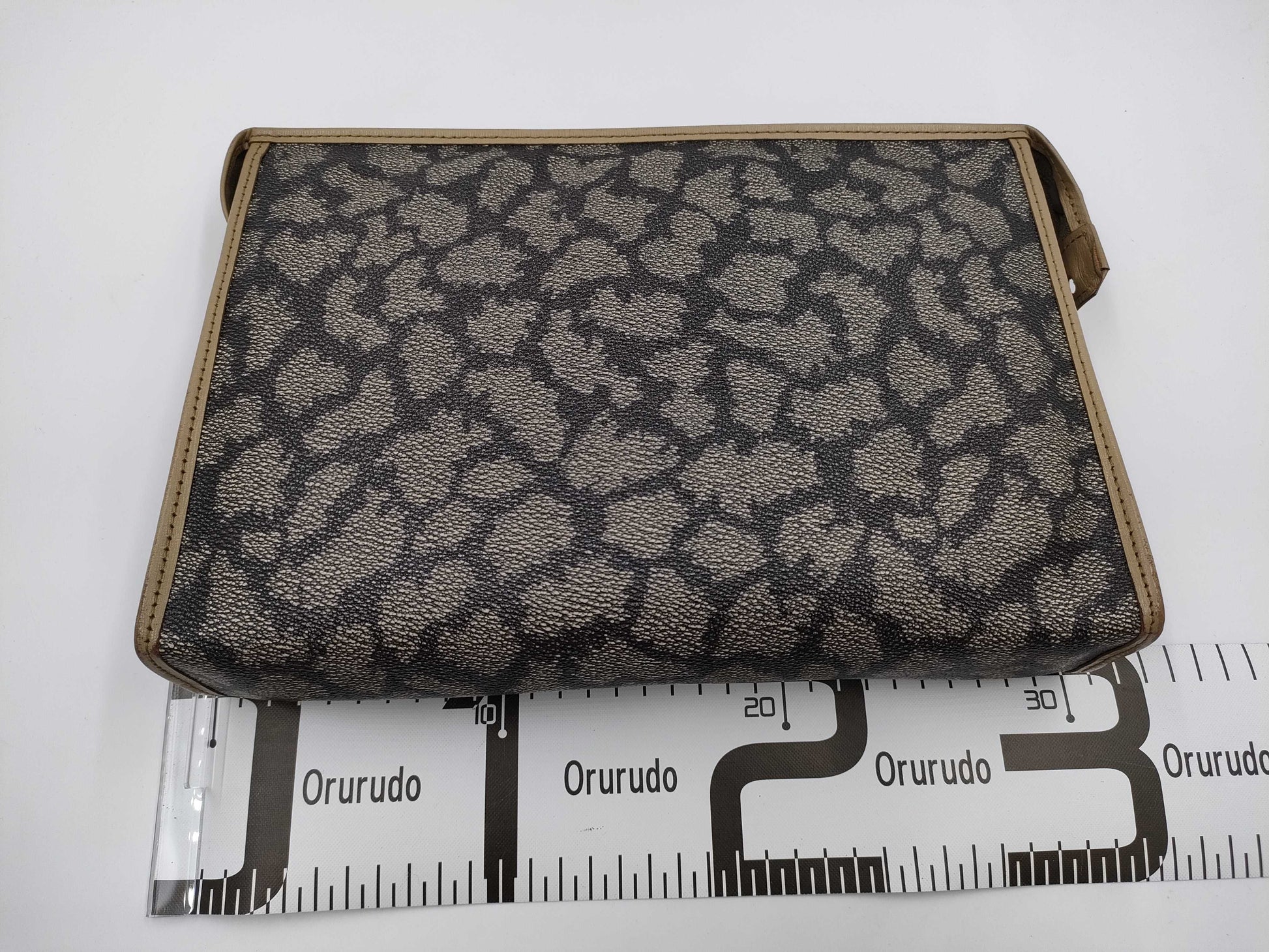 Yves Saint Laurent Logo Second Bag