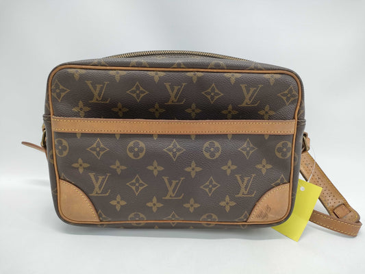 LOUIS VUITTON Monogram Trocadero PM Shoulder Bag