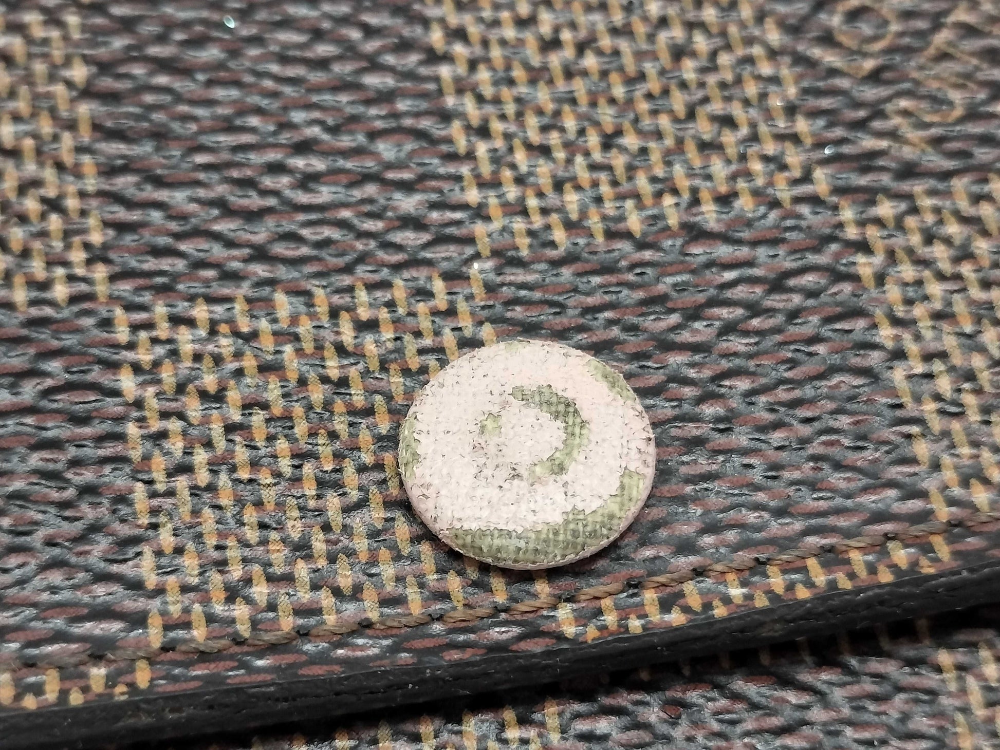 LOUIS VUITTON RFID Unverifiable CT2147 Damier N41624 Rose Myrtle 6-Ring Key Case/Key Holder