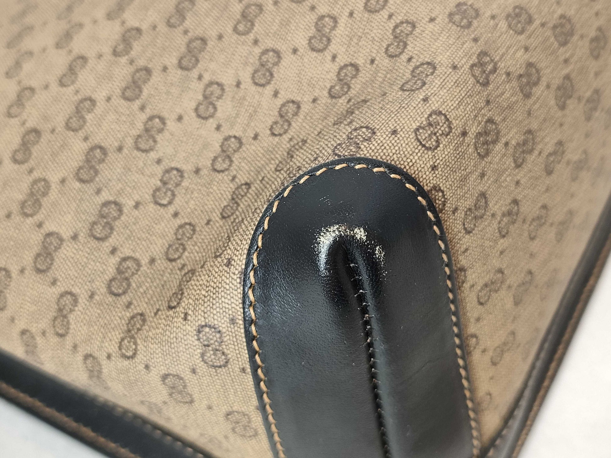 GUCCI Shoulder Bag 001, 261, 1135 Shoulder Bag