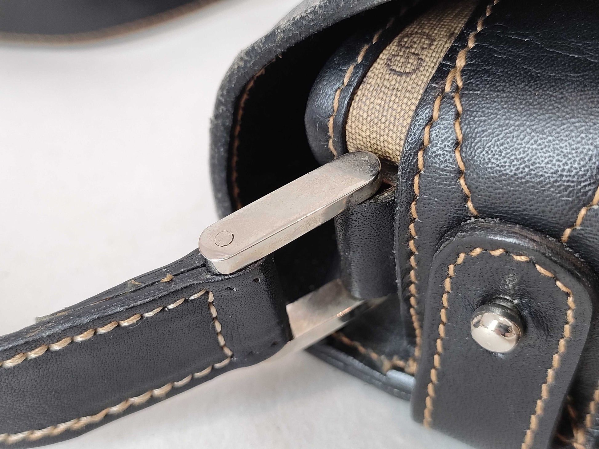 GUCCI Shoulder Bag 001, 261, 1135 Shoulder Bag