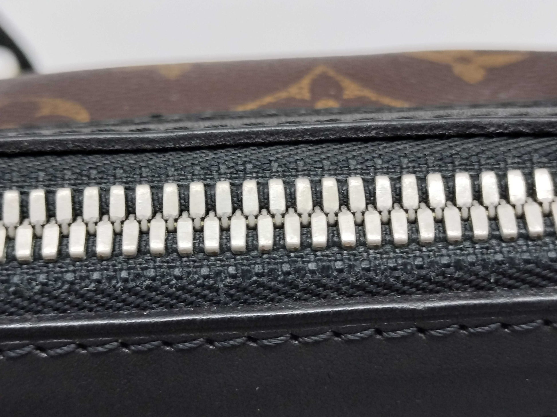 LOUIS VUITTON RFID Unverifiable SR3181 Monogram Macassar Torres M40387 Shoulder Bag