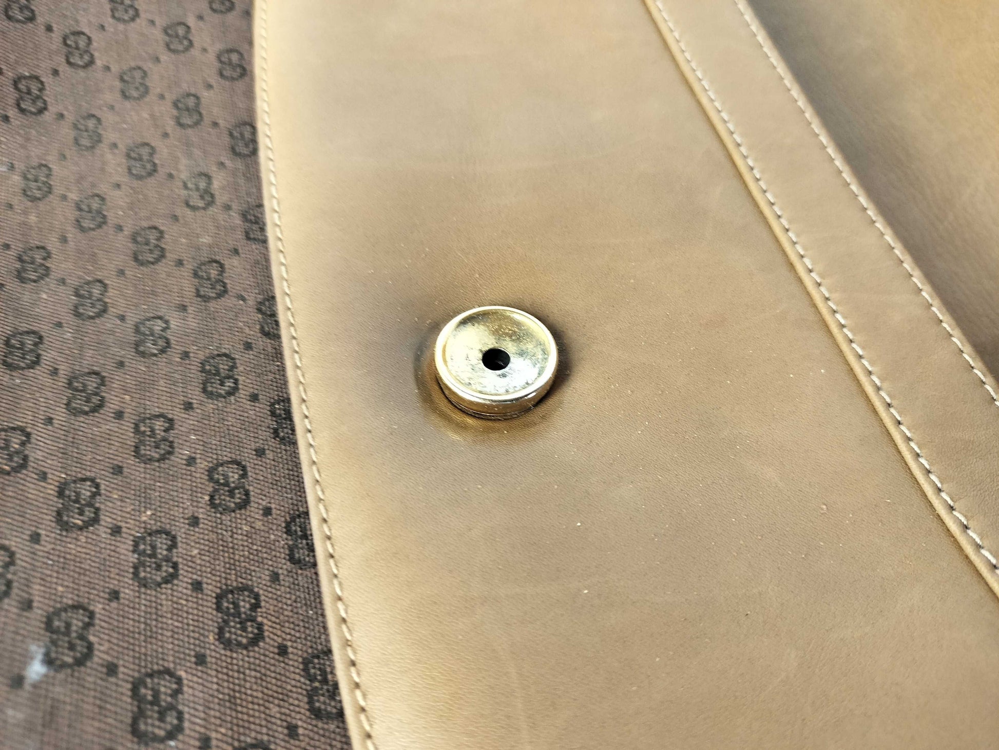 GUCCI Old Shoulder Bag