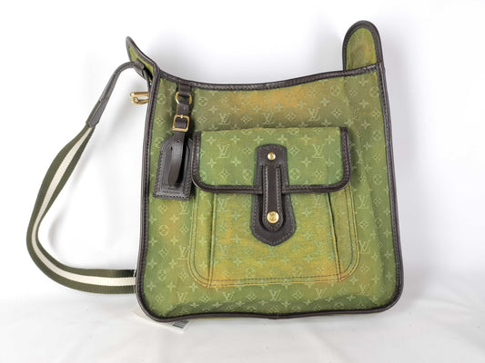 LOUIS VUITTON VI0074 Monogram Mini Besas Mary Kate Shoulder Bag