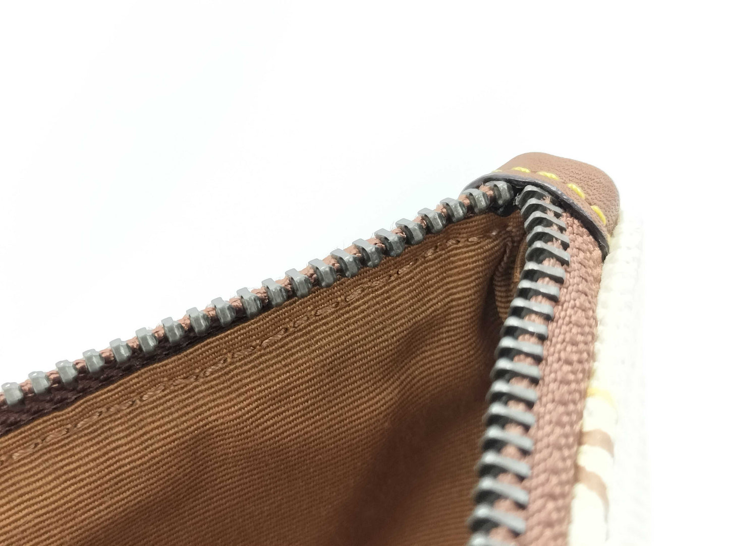 COACH Gummy Bear Clutch Second Bag Second Bag