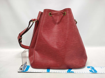 LOUIS VUITTON Epi Petit Noe Shoulder Bag