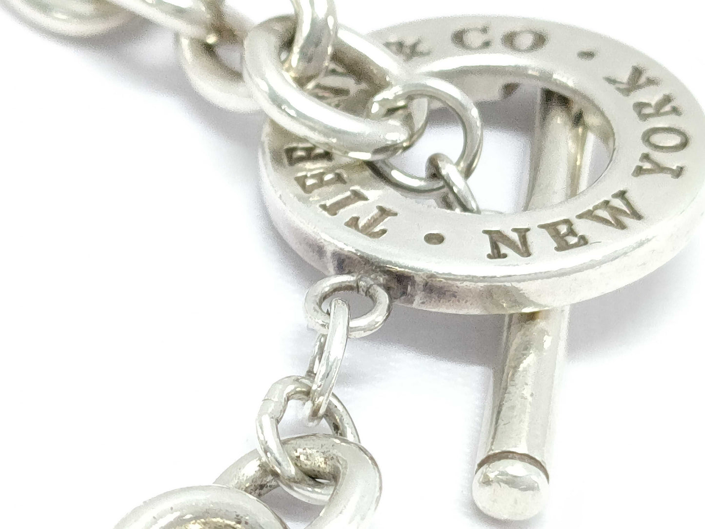 Tiffany & Co. Toggle Circle Bracelet Bracelet & Bangle
