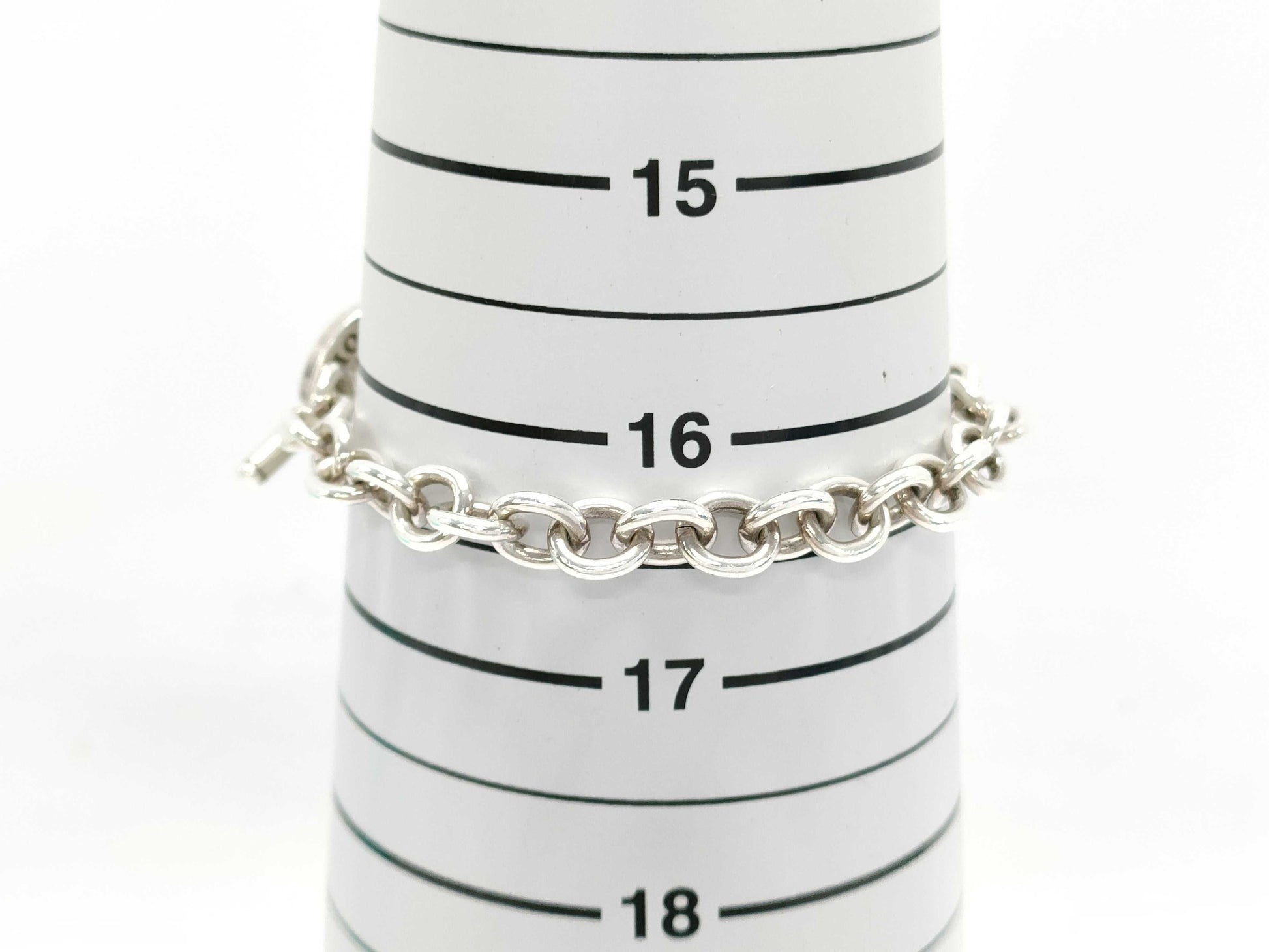 Tiffany & Co. Toggle Circle Bracelet Bracelet & Bangle