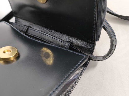 Salvatore Ferragamo Vara Shoulder Pochette Shoulder Bag