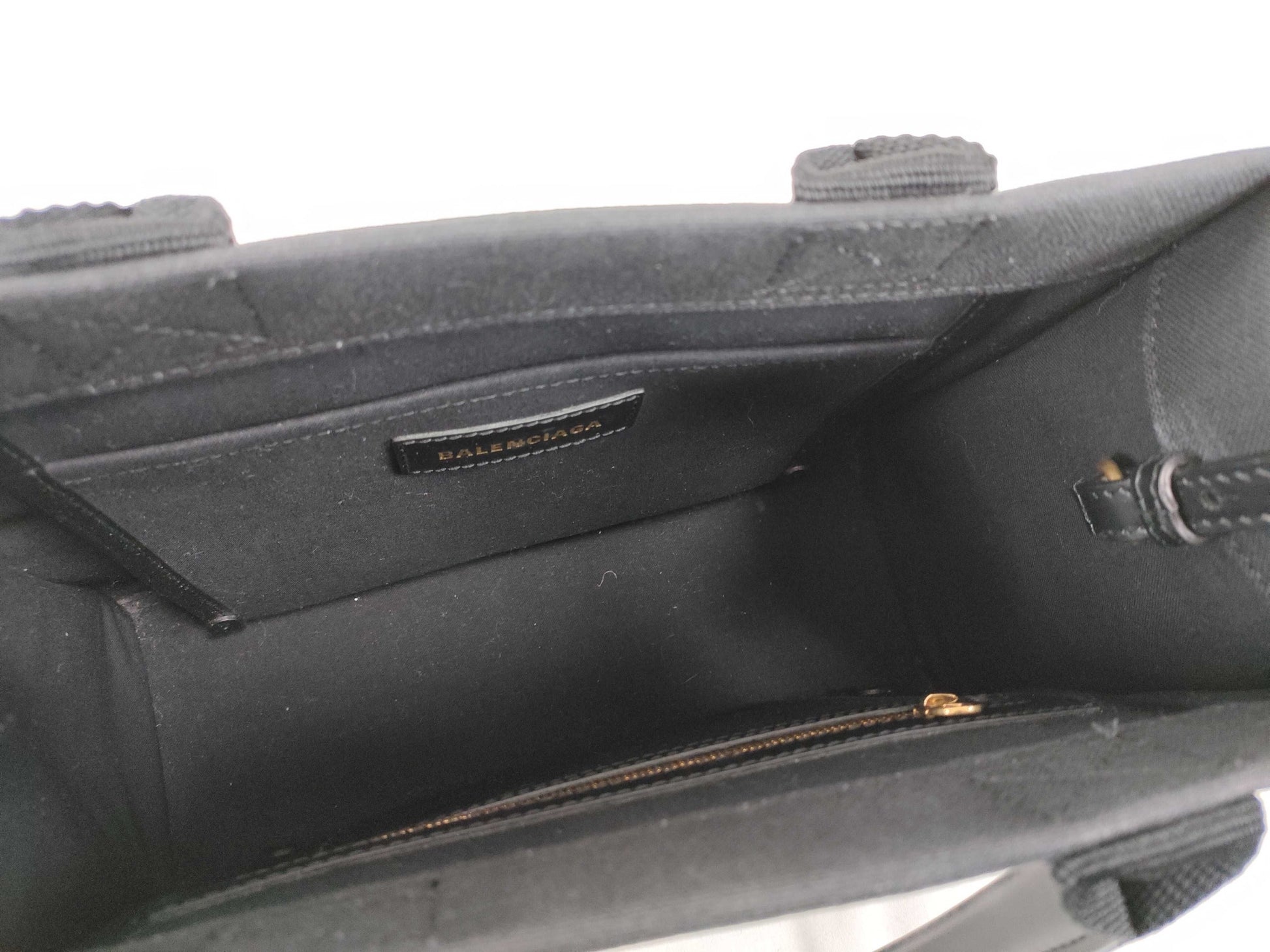 BALENCIAGA Hardware Black 2-Way Handbag 671402