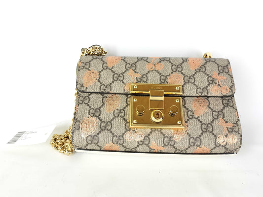 GUCCI GG Supreme Shoulder Bag