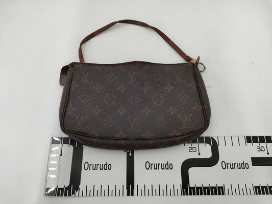 LOUIS VUITTON Monogram Pochette Accessoires ST Cut / Handbag