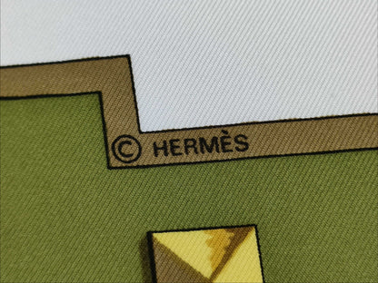 HERMES Carré Key 90 Scarf