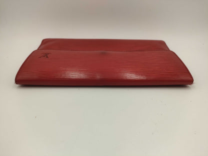 LOUIS VUITTON Epi Portefeuille International Wallet