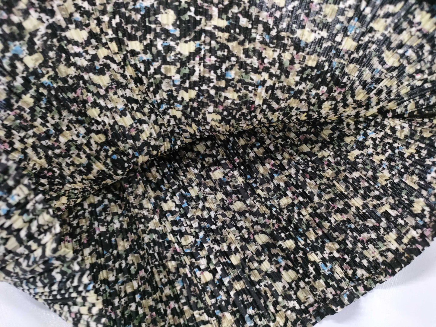 ISSEY MIYAKE Pleats Please Tops Patterned Tops