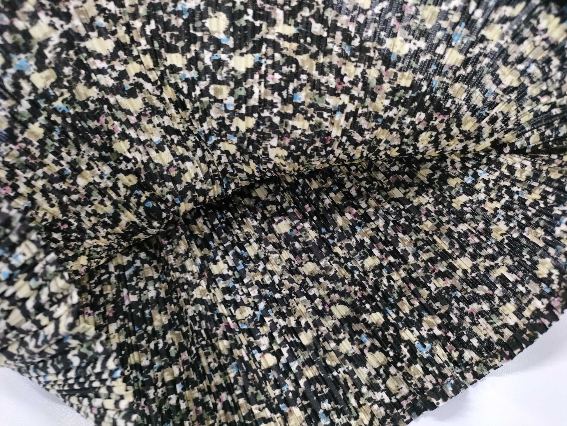 ISSEY MIYAKE Pleats Please Tops Patterned Tops