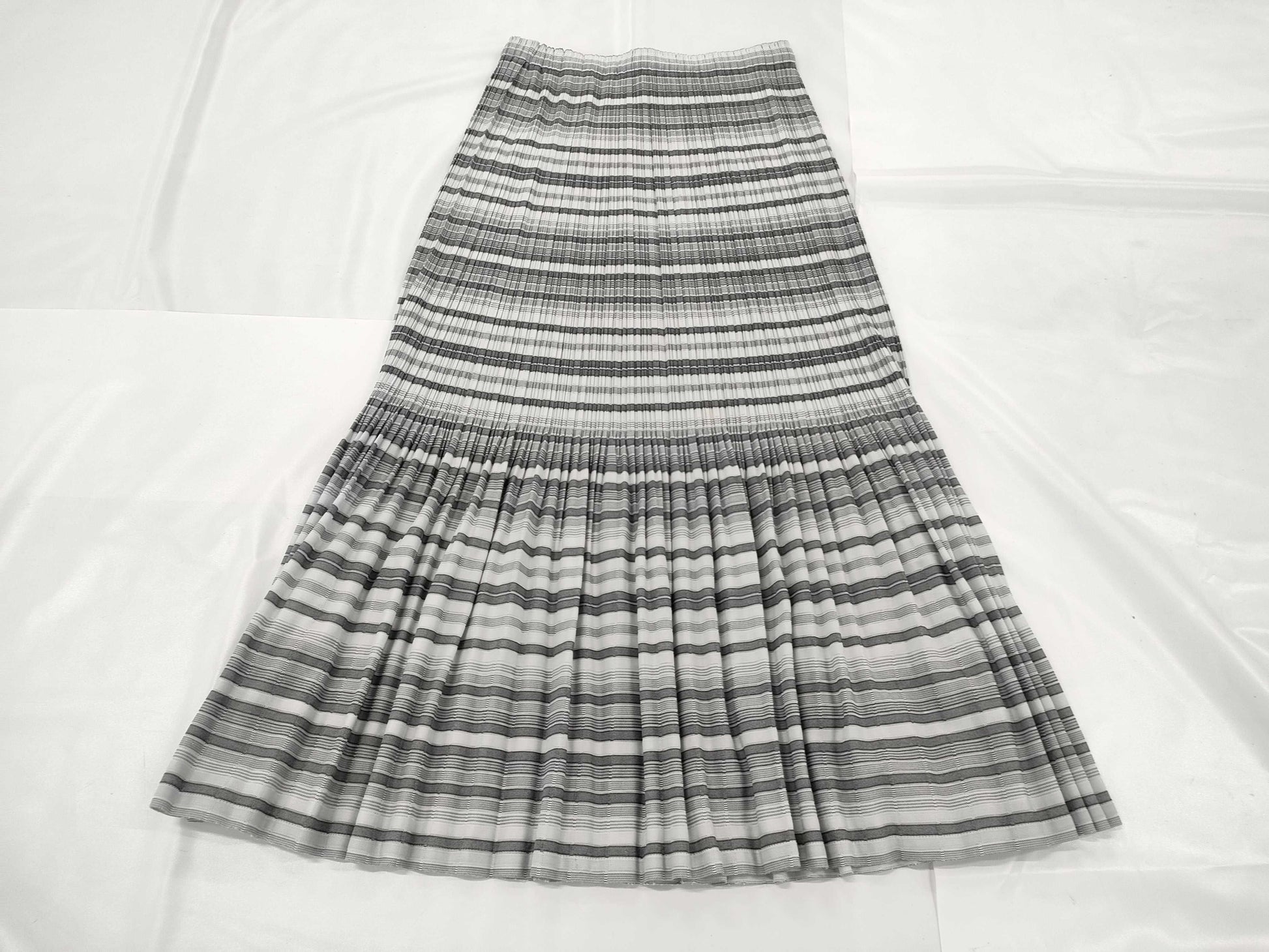 ISSEY MIYAKE Pleats Please Skirt Patterned Skirt