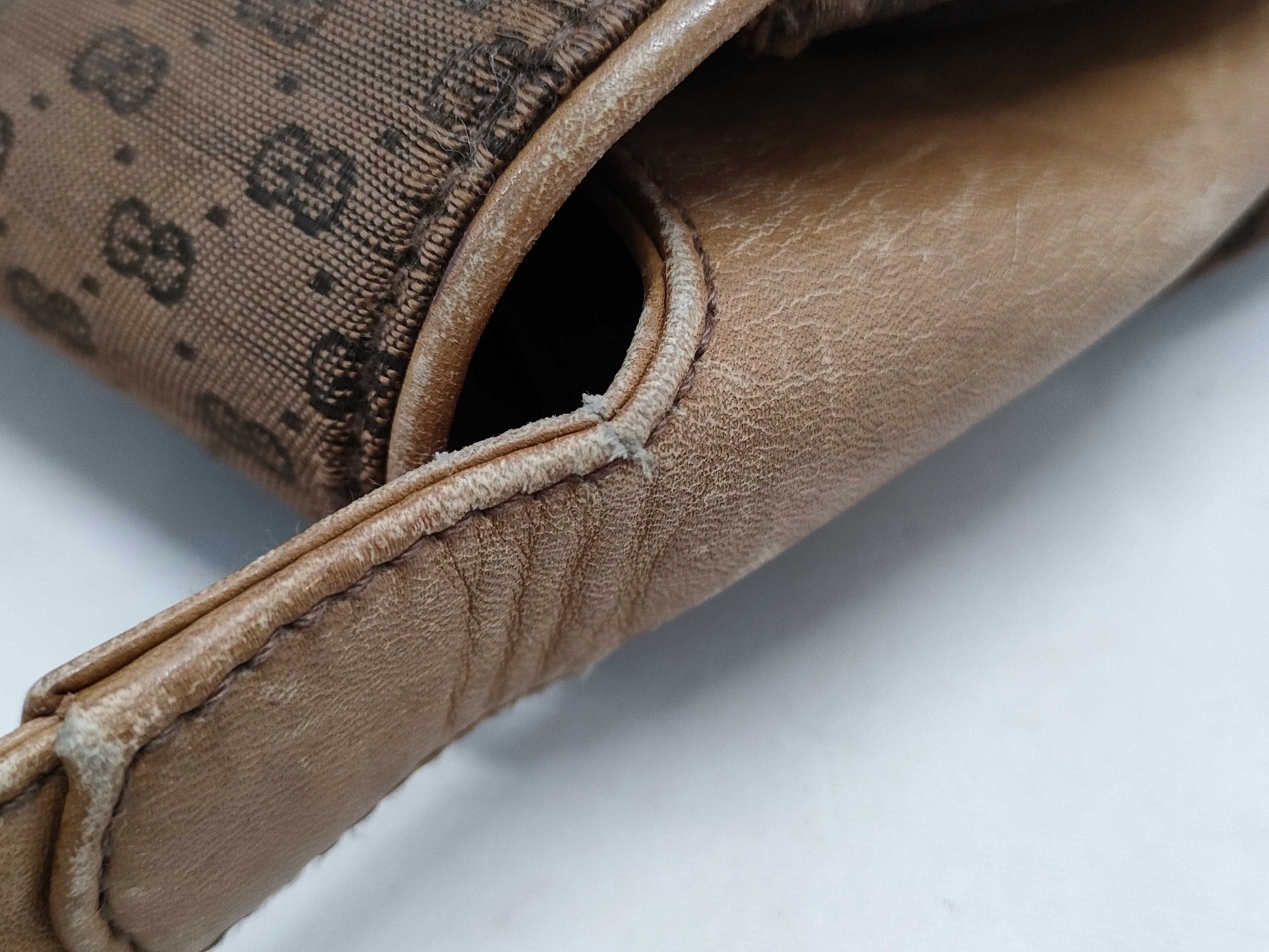 GUCCI Old Shoulder Bag