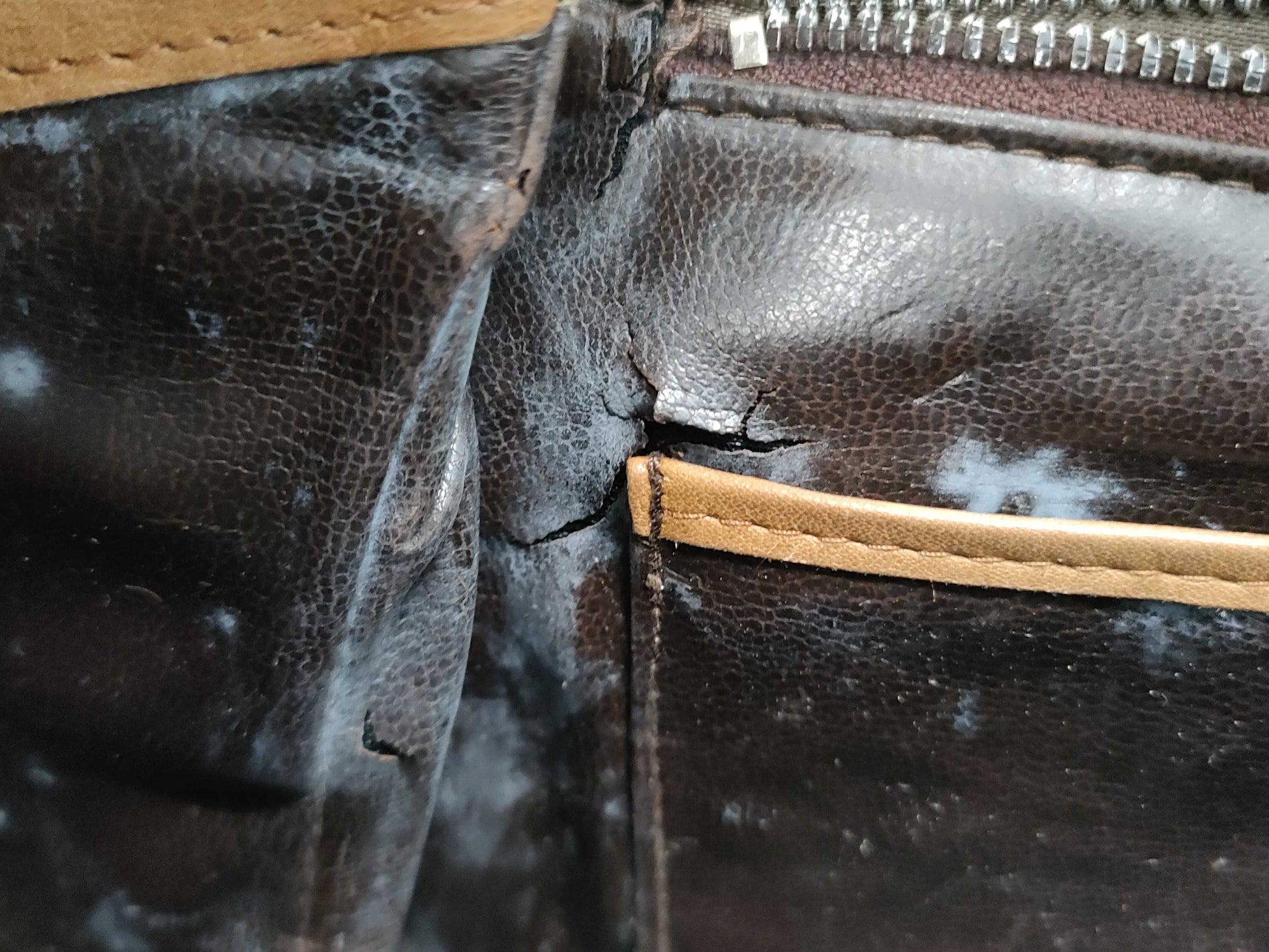GUCCI Old Shoulder Bag