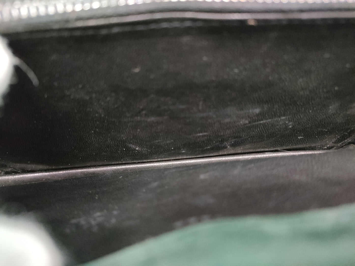 GUCCI Old Velour Shoulder Bag with Gloves and Coin Case
