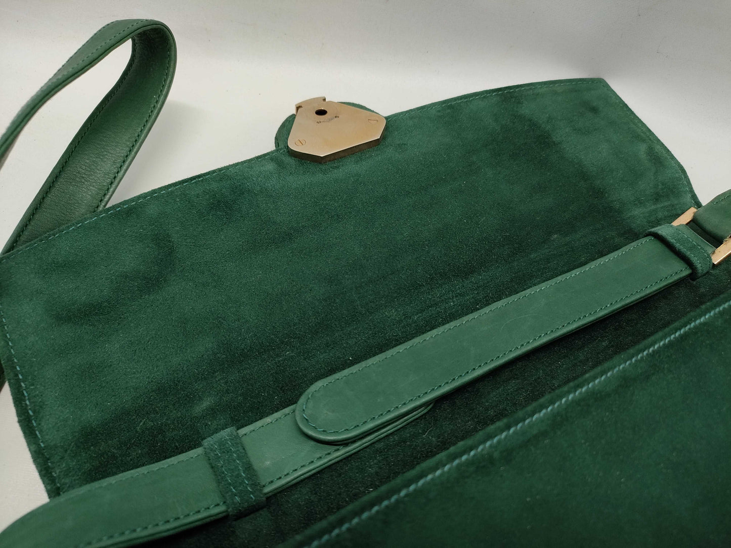 GUCCI Old Velour Shoulder Bag with Gloves and Coin Case