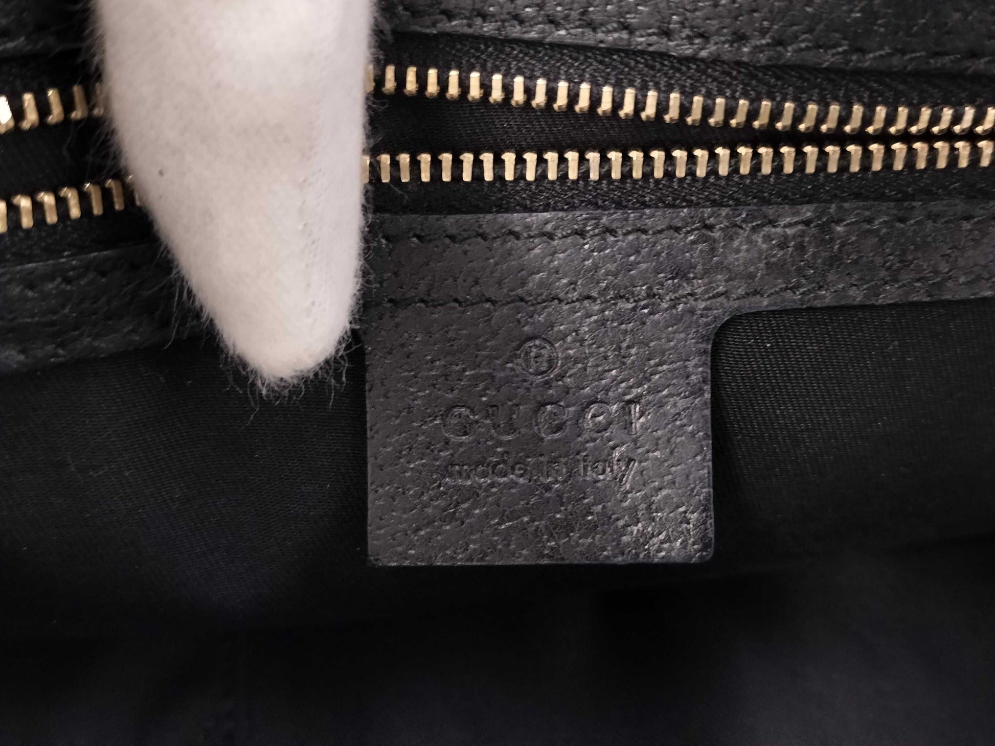 GUCCI 152457 002122 GG Canvas Handbag