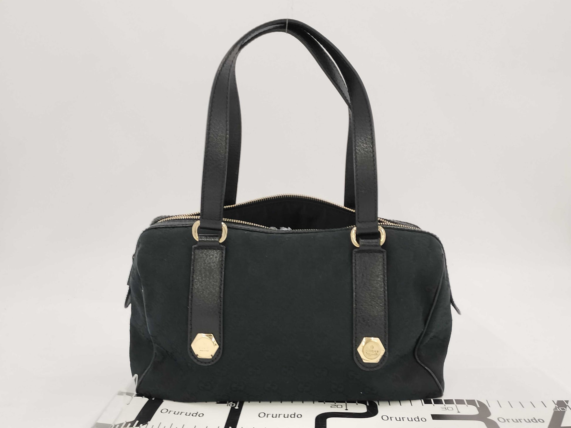 GUCCI 152457 002122 GG Canvas Handbag