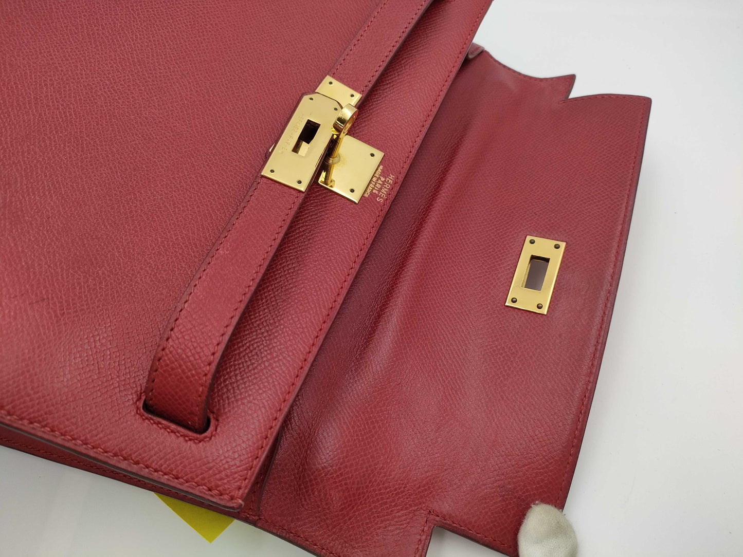 HERMES Kelly 28 Epsom Red Gold Hardware 〇U Stamp Handbag