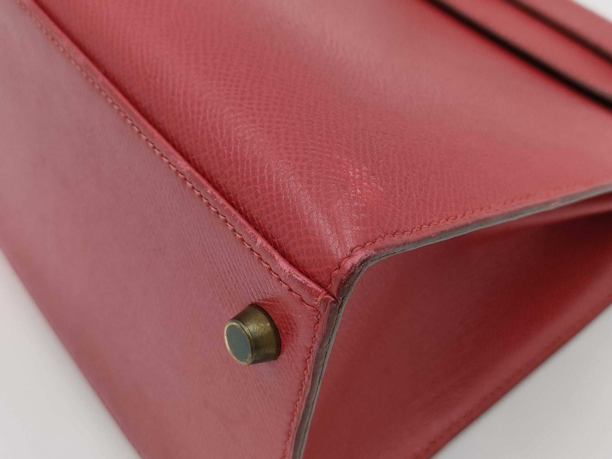 HERMES Kelly 28 Epsom Red Gold Hardware 〇U Stamp Handbag