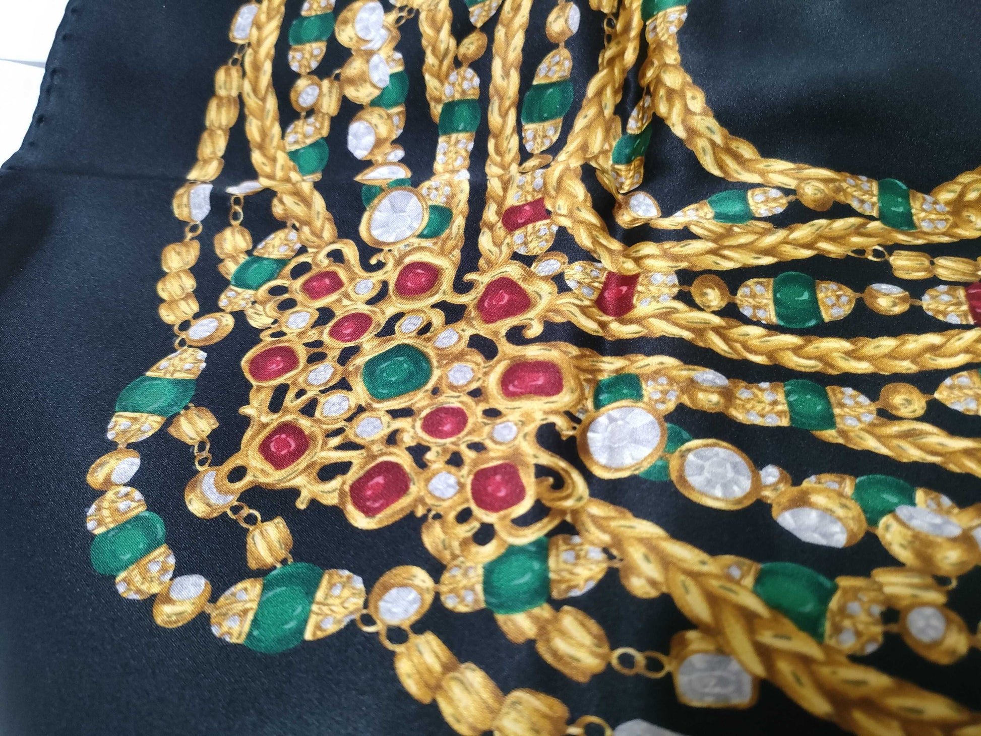 CHANEL scarf
