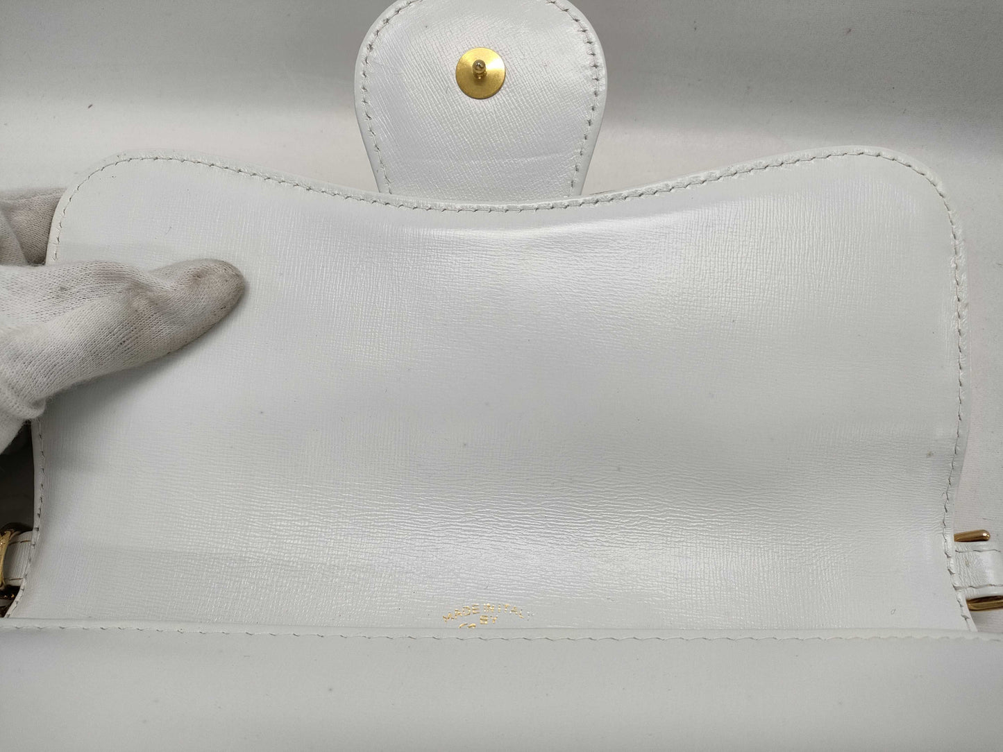 GUCCI Old Leather Chain Shoulder Bag