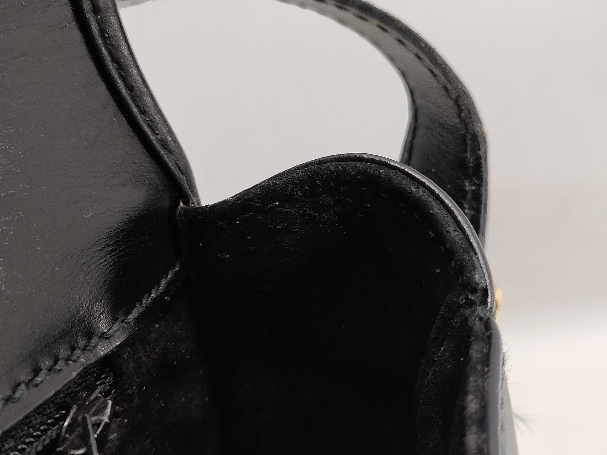GUCCI Old Leather Shoulder Bag