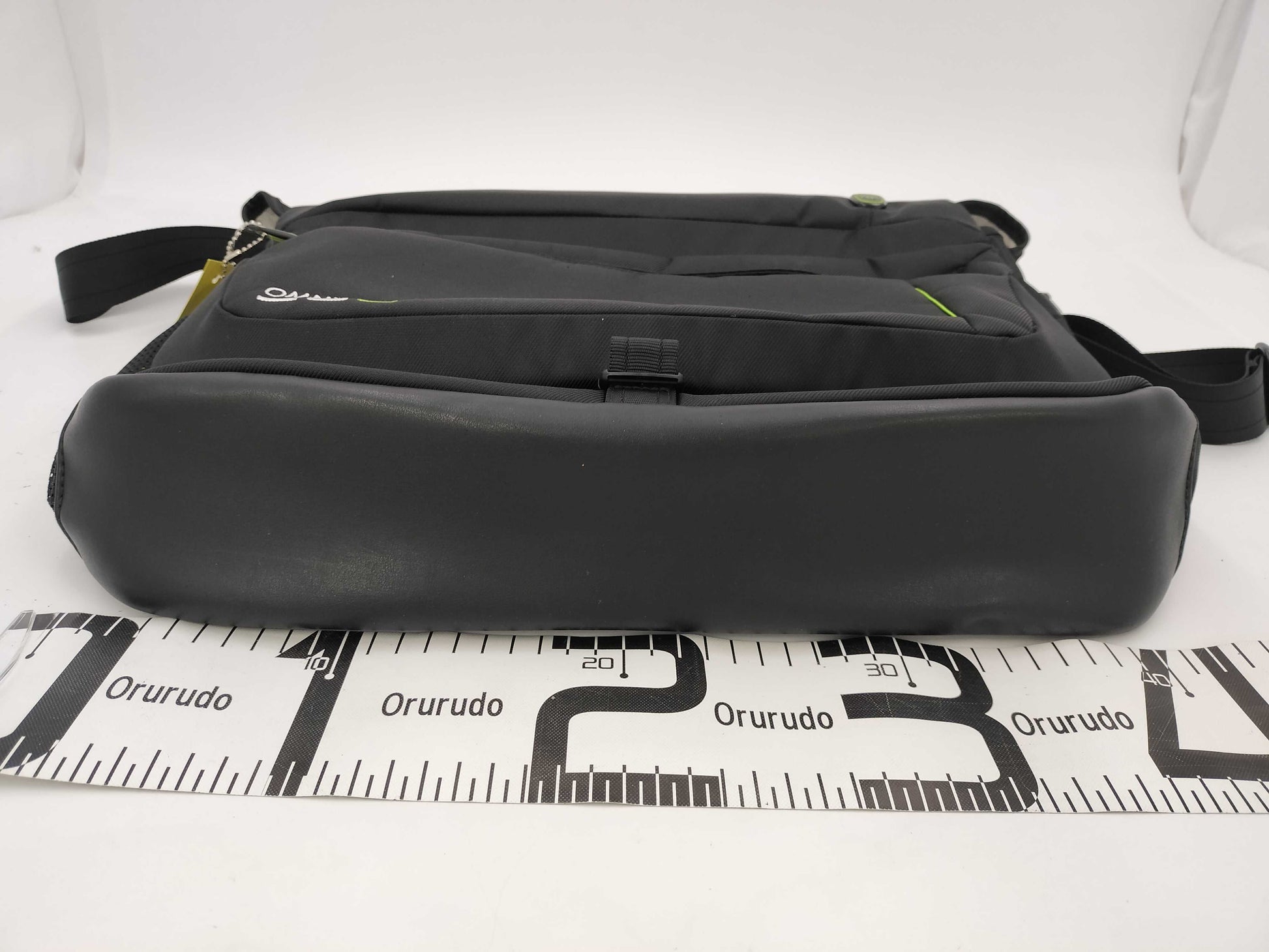 TUMI TECH Business Bag, Excellent Condition