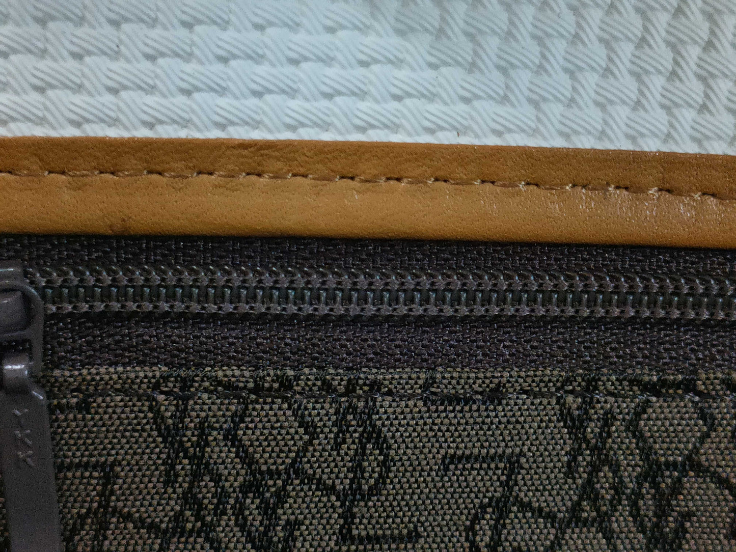 Yves Saint Laurent Licensed Shoulder Bag Shoulder Bag