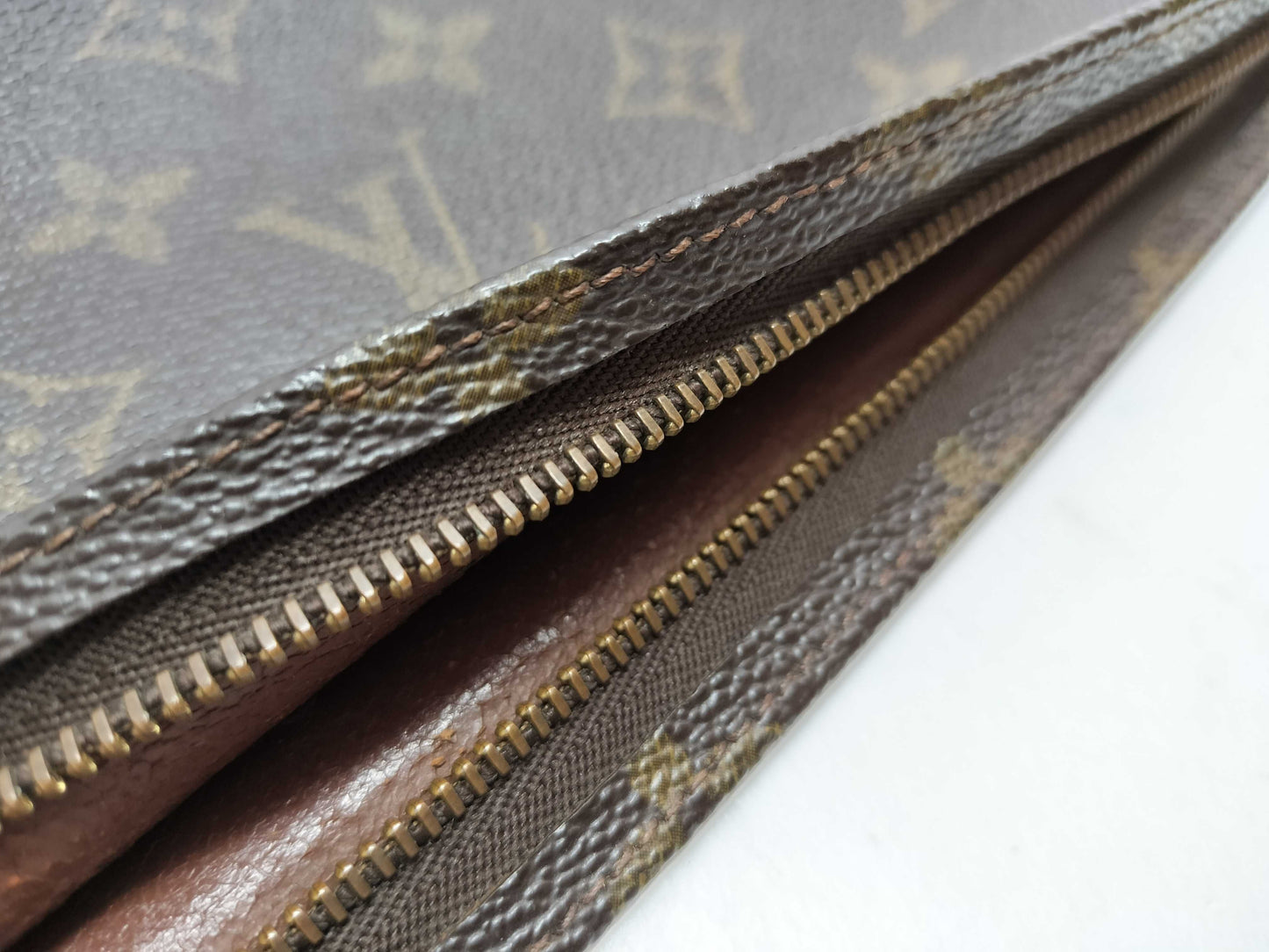 LOUIS VUITTON Monogram True Toilette/Poche Toilette Second Bag