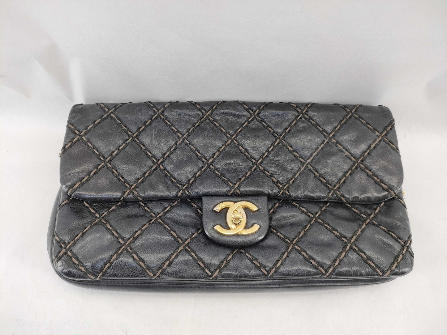 CHANEL [With sticker] No. 19 Calfskin Wild Stitch Matelasse Shoulder Bag