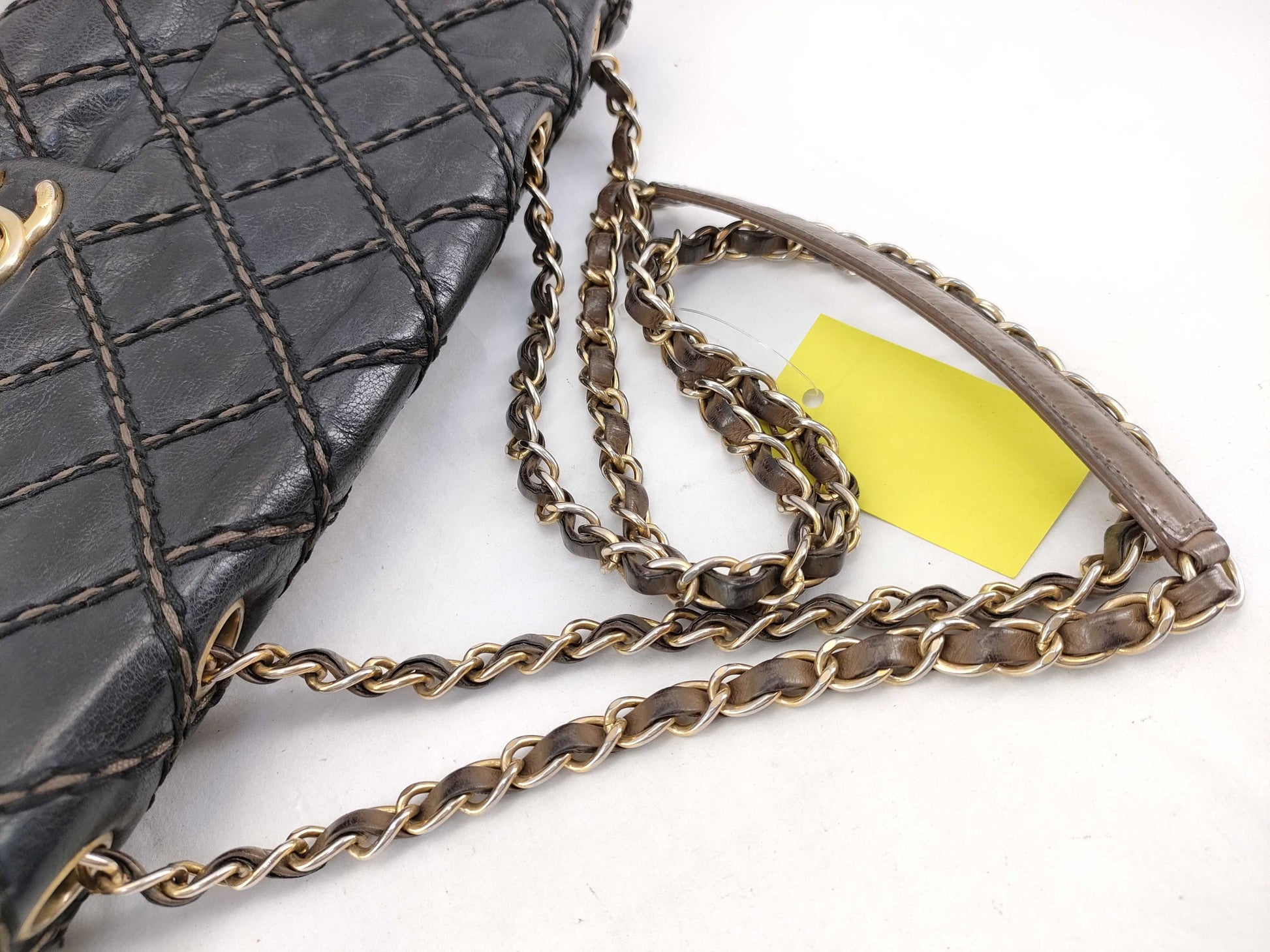 CHANEL [With sticker] No. 19 Calfskin Wild Stitch Matelasse Shoulder Bag